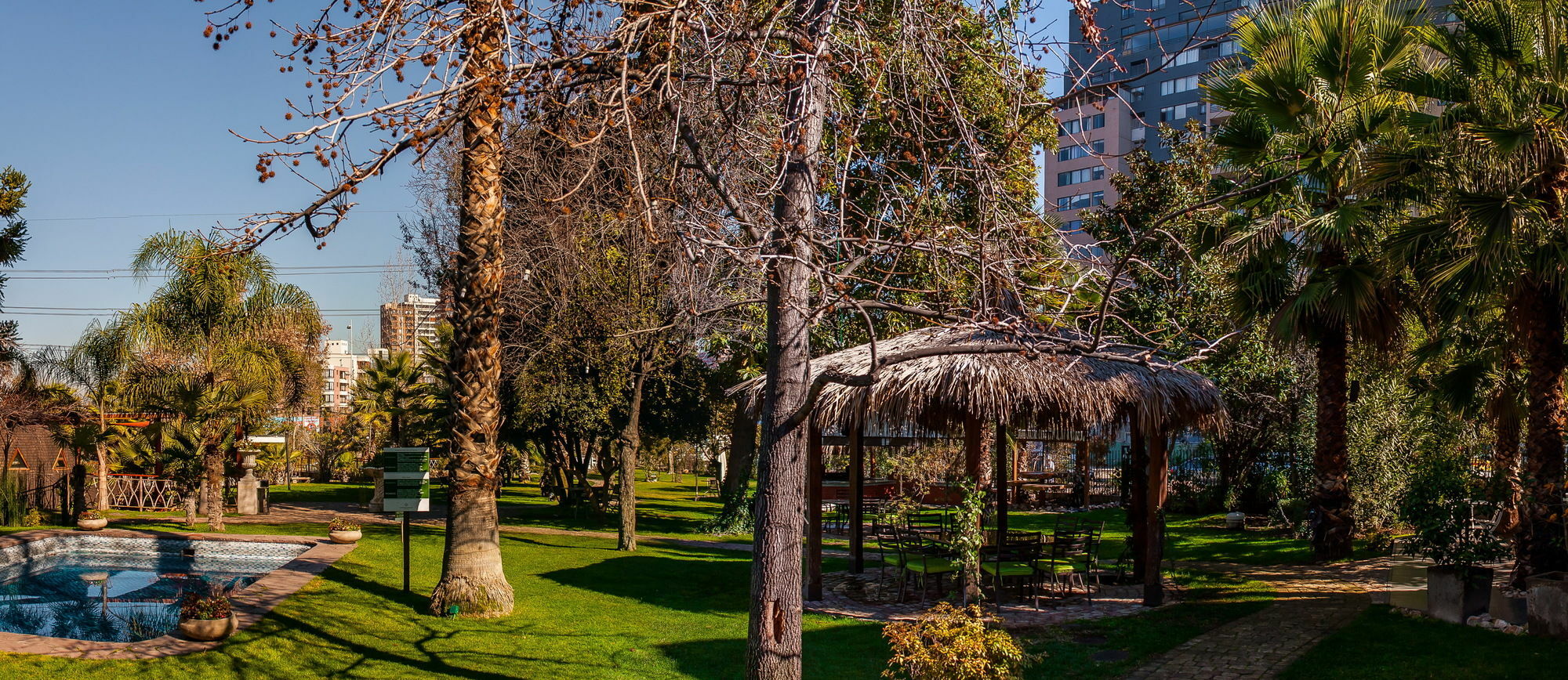 Hotel Y Centro De Eventos Manquehue Las Condes سانتياغو المظهر الخارجي الصورة